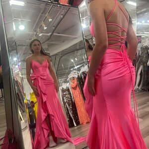 Sherri Hill Pink Prom Dress